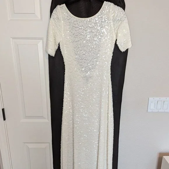 BCBGMaxAzria Dresses Bcbgmaxazria White Sequin Gown In Size Xs